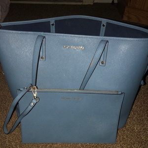Michael Kors Tote & Wristlet